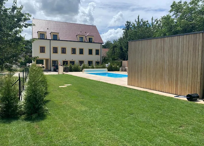 Ref 2 Avec Piscine A 5 Min De Disneyland Paris